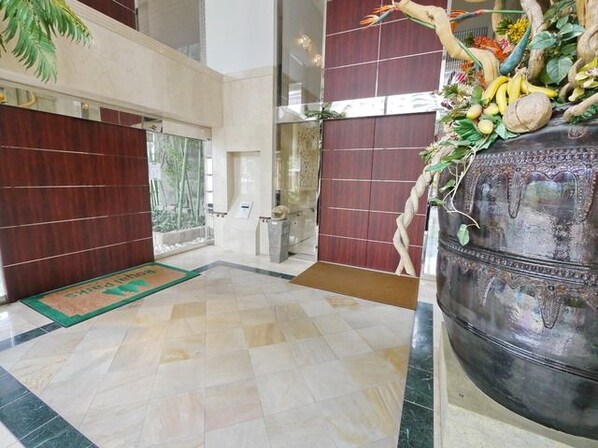 ロイヤルパークス新田の物件内観写真